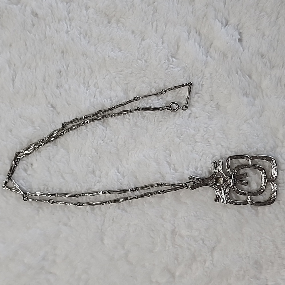 Vintage AVON Mayan Pendant Necklace New In Original Box 1974 - Picture 5 of 8